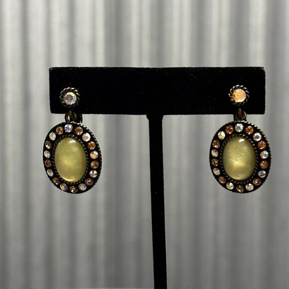 Avon Clip On Earrings Women Yellow Rhinestone Oval Vintage Jewelry - Picture 1 of 8